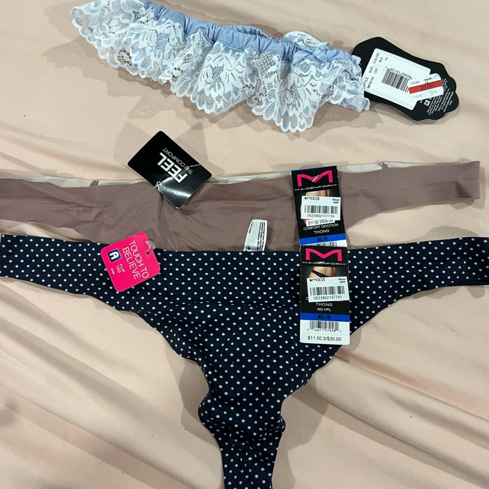 2 maidenform thongs/garter